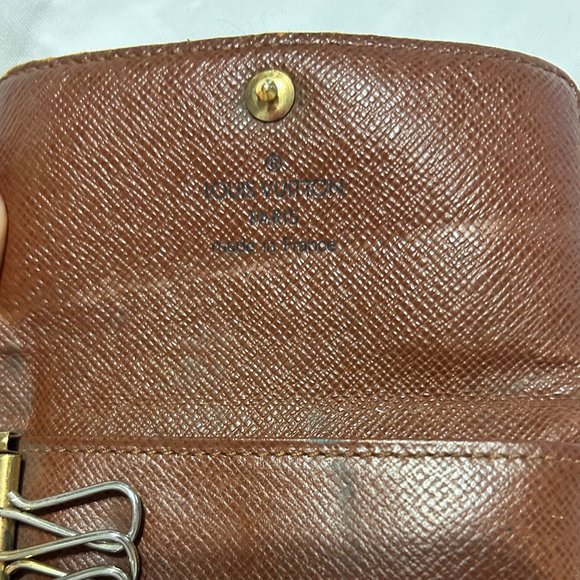 Louis Vuitton Monogram Coated Canvas Key Cles - Picture 5 of 11